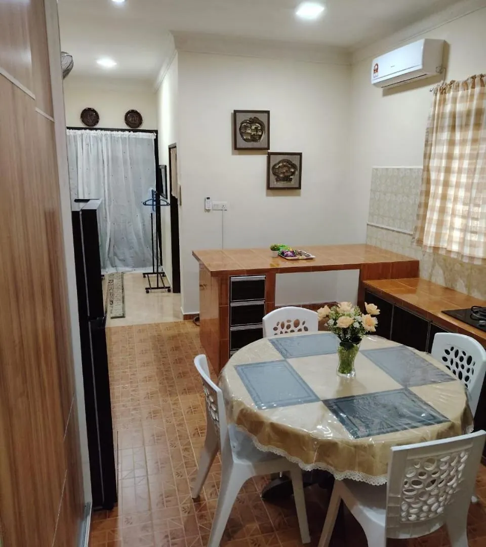 Sri Malati Homestay And Event Space Balik Pulau Malaysia